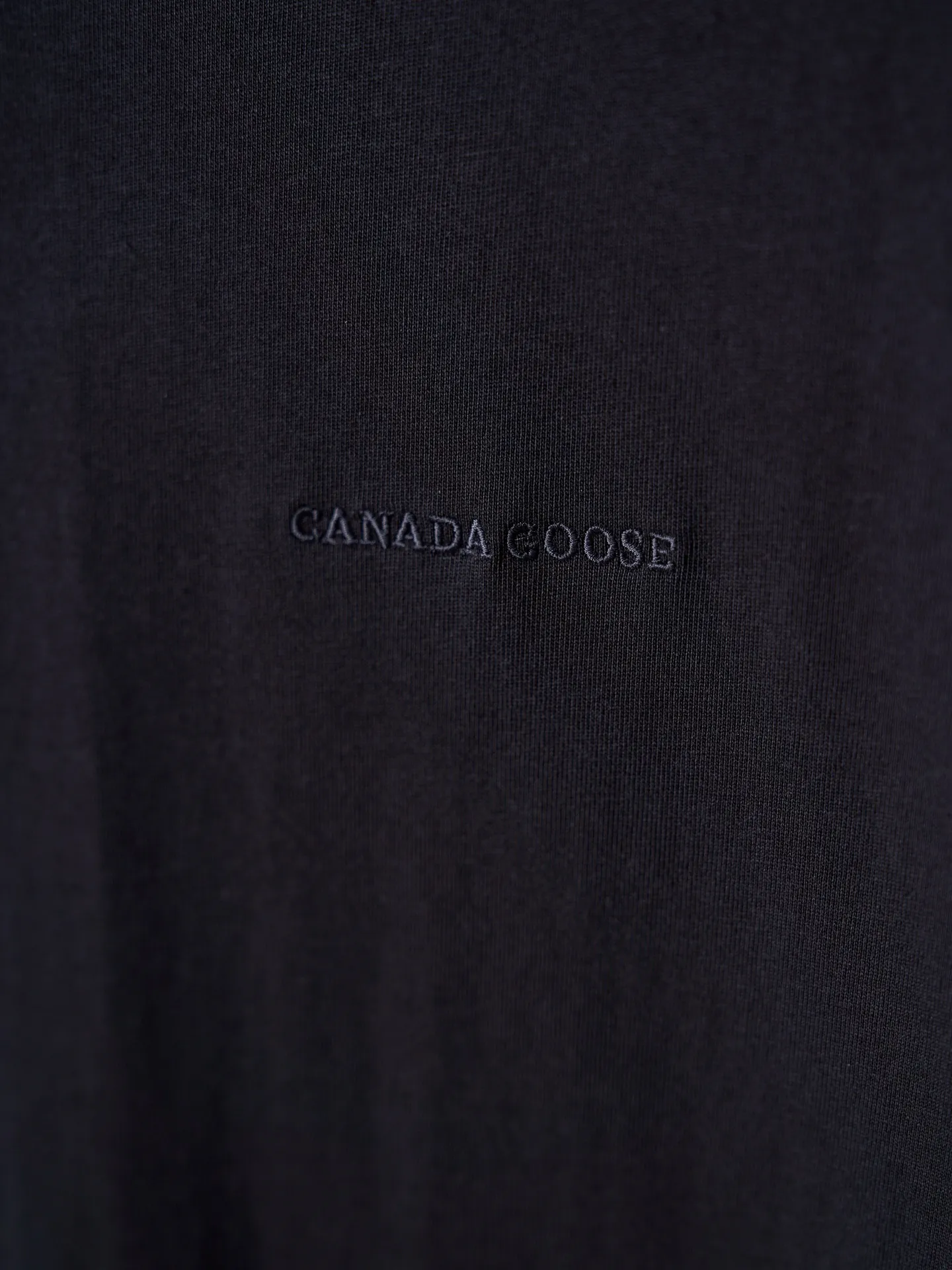 【 】Canada Goose/ T 【In Stock】S M L XL ： ， ， ， Breathable ， ， ， 、 ， ， ， ， 。 ： ， （ ）， ， ， ； ， Wear-Resistant ， 、 。 1： ， ， ， 、 ， 。 2： 、 ， ， 、 。